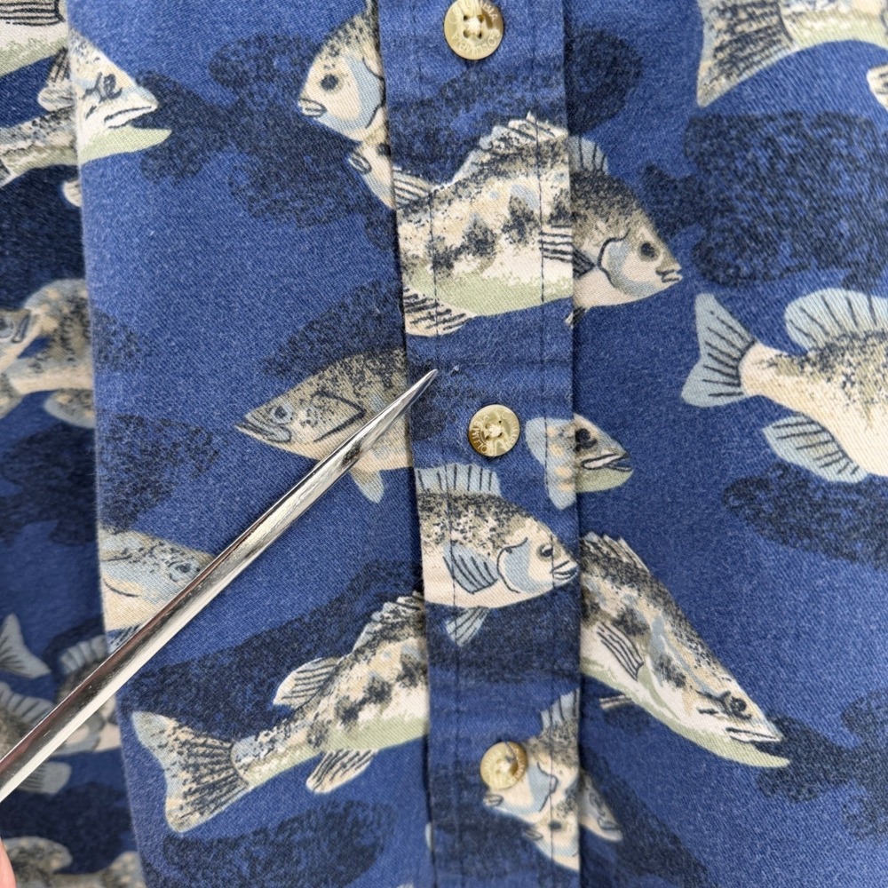 Columbia Shirt Mens Medium Blue Fish Print Short Sleeve Fishing Outdoors *Wear - Picture 2 of 11